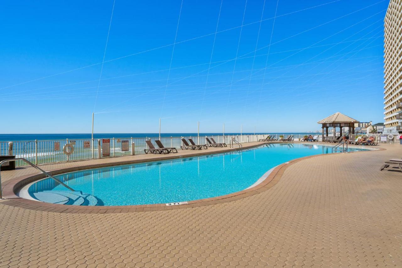 Apartment Treasure Island 1506 *