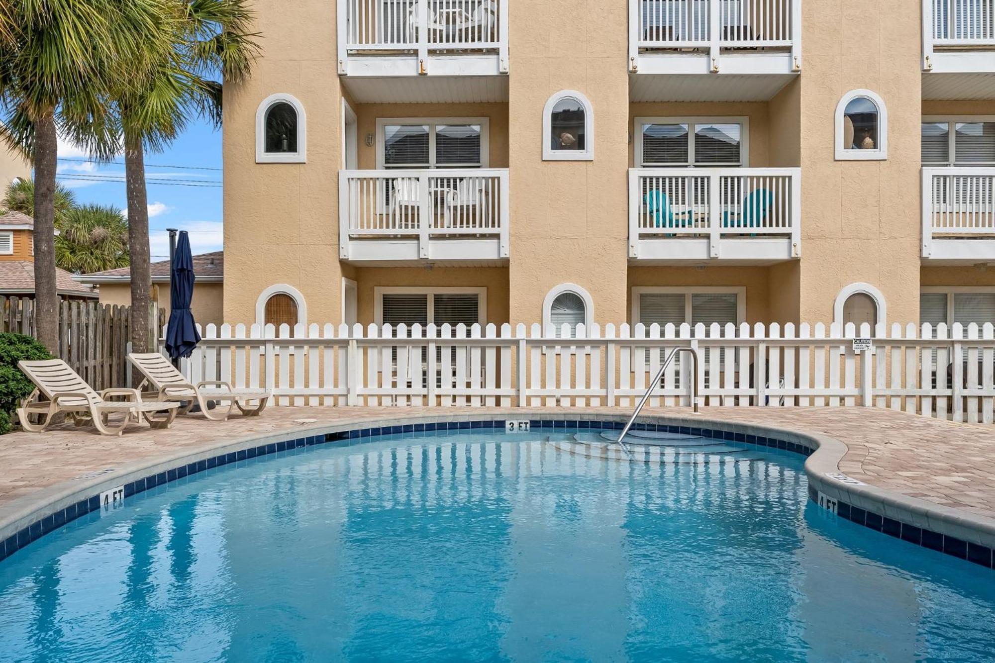 Treasure Island 1506 Apartment *
